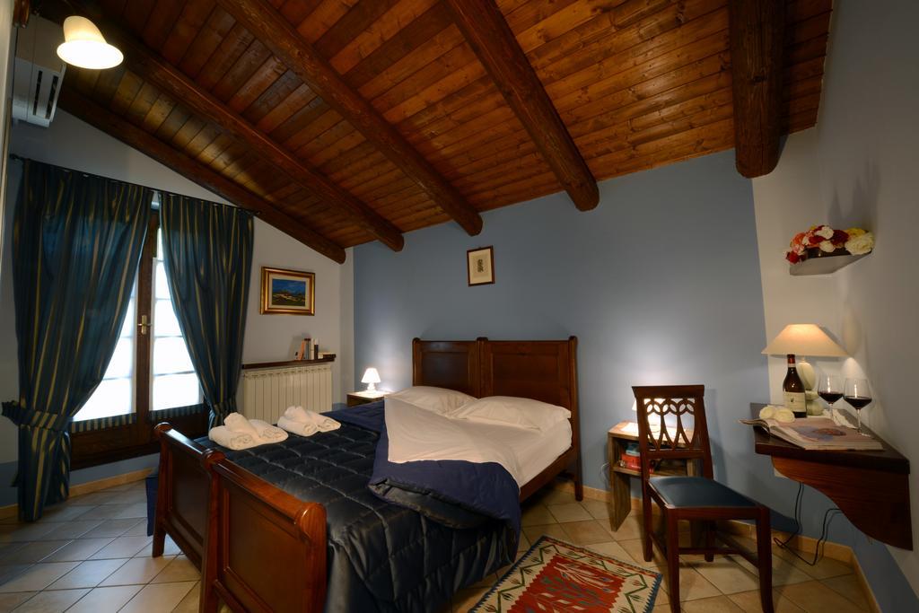 Cascina Ballarin Vila La Morra Exterior foto