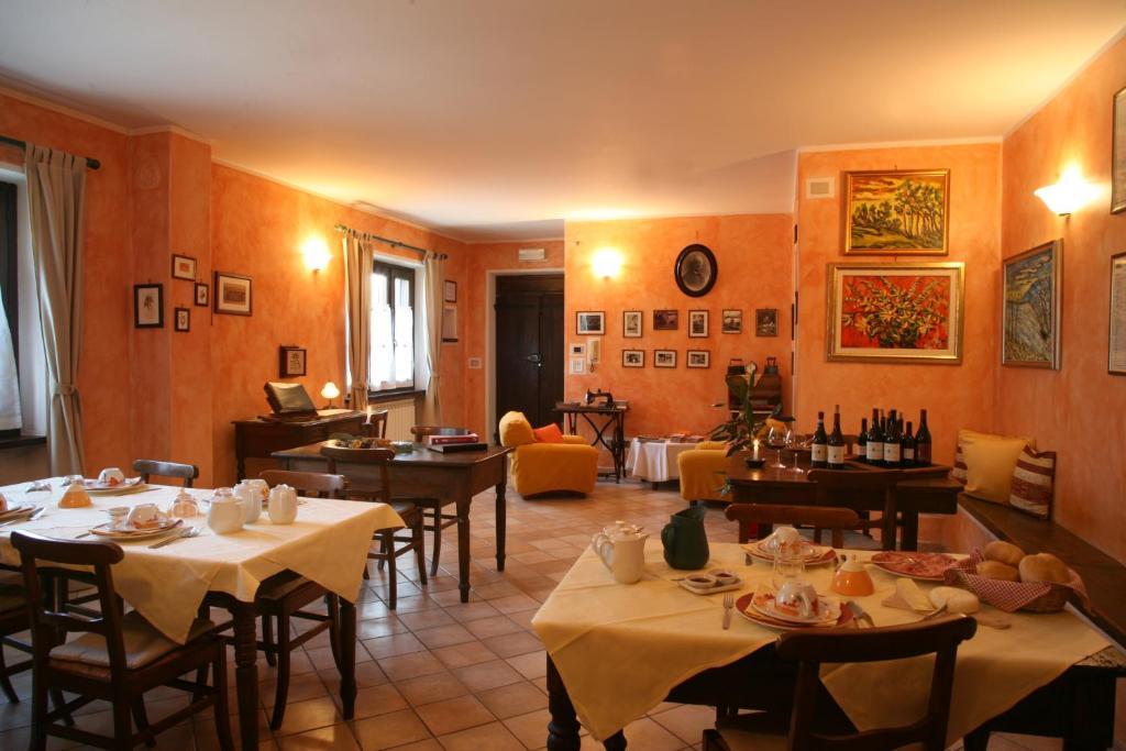 Cascina Ballarin Vila La Morra Exterior foto